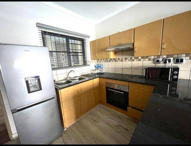 2 BEDROOM PROPERTY TO RENT IN DIE BULT